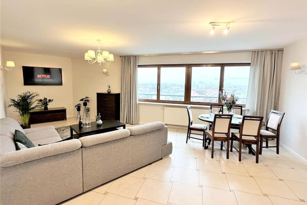 Exclusive Penthouse Near Citycenter 120M2 +Netflix Cracovia Exterior foto