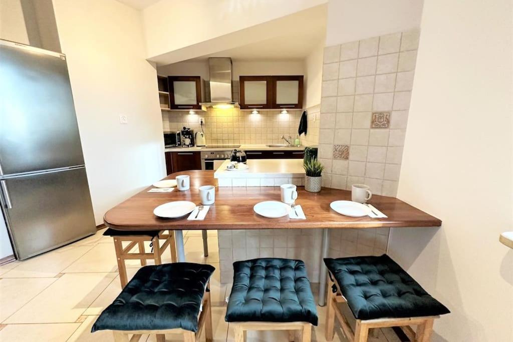Exclusive Penthouse Near Citycenter 120M2 +Netflix Cracovia Exterior foto