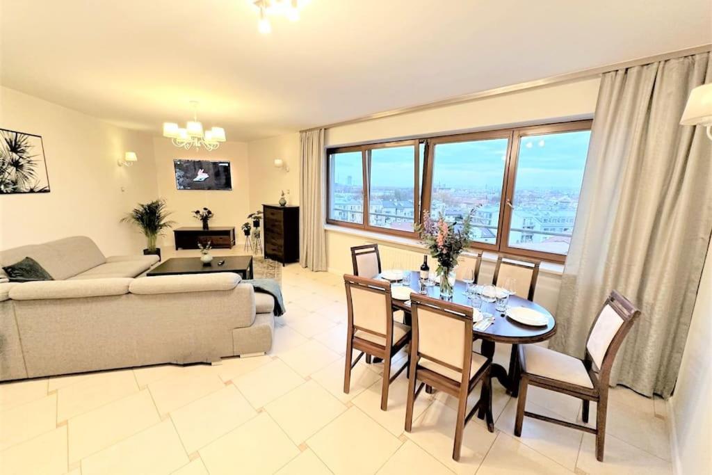 Exclusive Penthouse Near Citycenter 120M2 +Netflix Cracovia Exterior foto