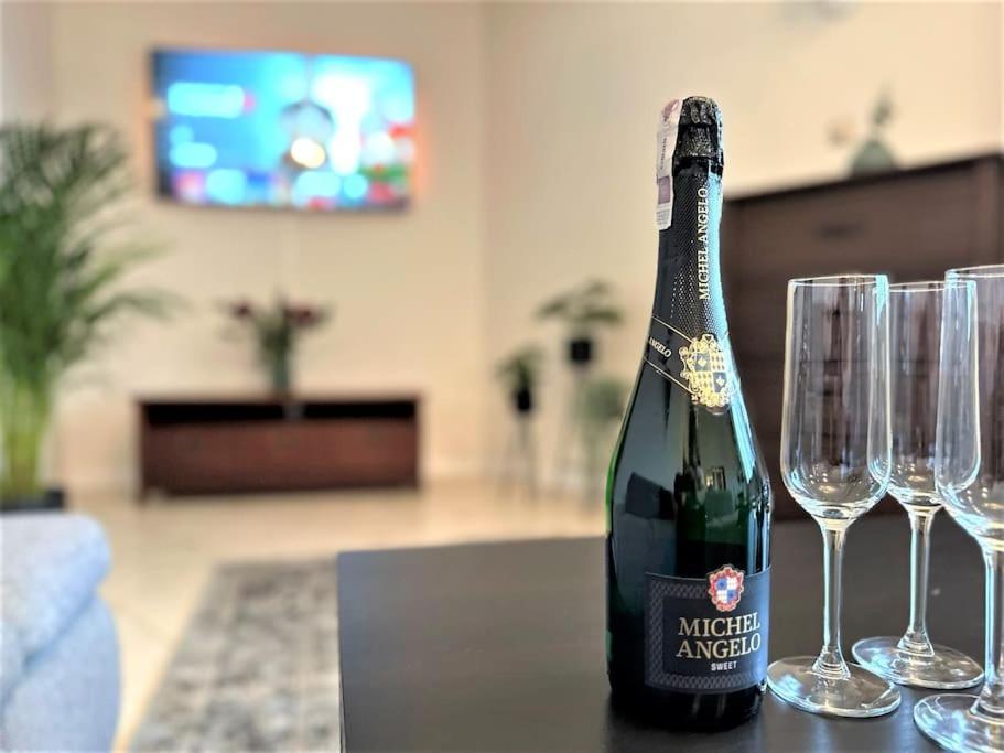 Exclusive Penthouse Near Citycenter 120M2 +Netflix Cracovia Exterior foto